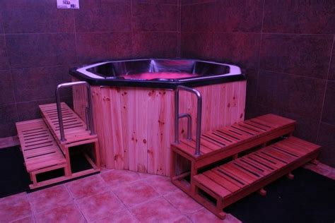 gay sauna madrid|Madrid Gay Saunas and Bathhouses Guide 2025